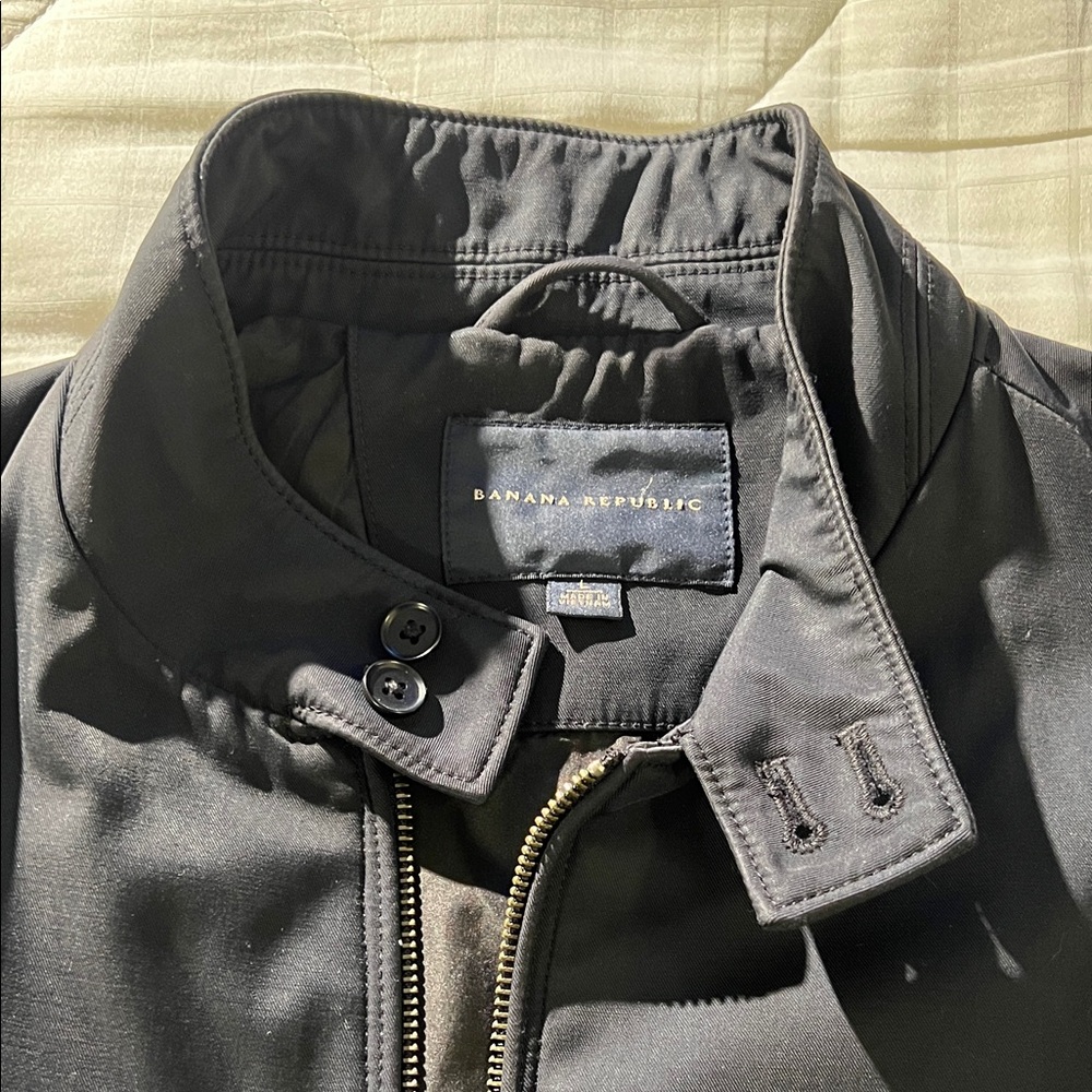Banana Republic Men's Bomber-Style Water-Resistant Windbreaker - Black - Large - Picture 4 of 8